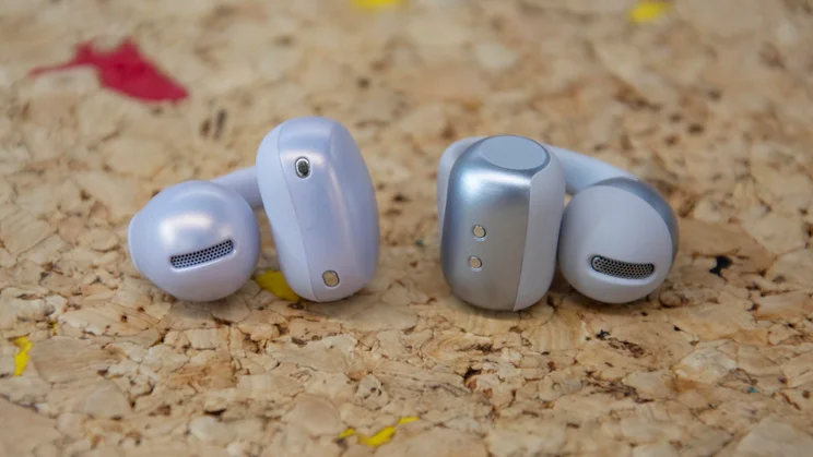A side-by-side comparison of the battery sections of the Shokz OpenDots Air (left) and OpenDots 2