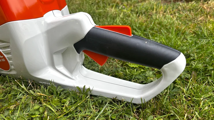 Stihl HSA 50 hedge trimmer - close-up of rear handle