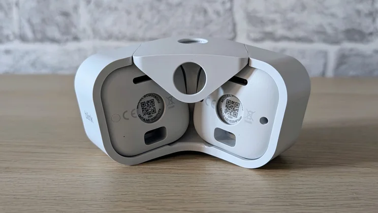 Blink Mini 2K Plus review - rear of twin Arc mount