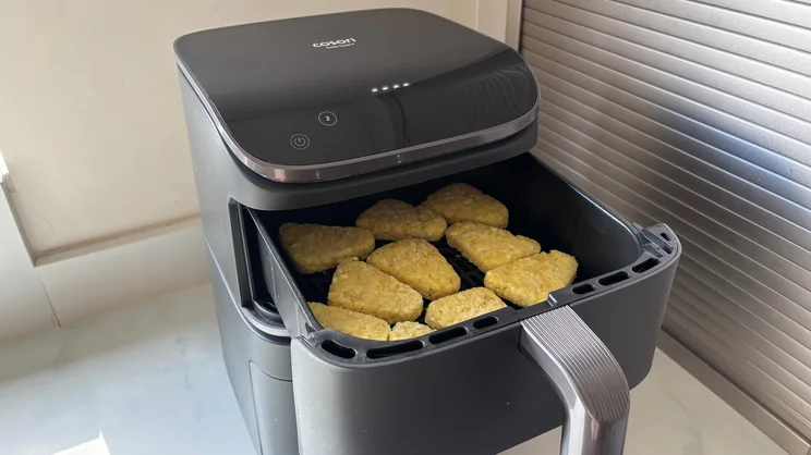 Hash browns in the Cosori Turbo Tower air fryer