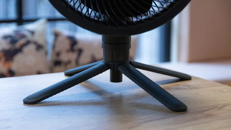 A closeup of the Dimplex DuoCool 2-in-1 fan's legs, in floor/table mode