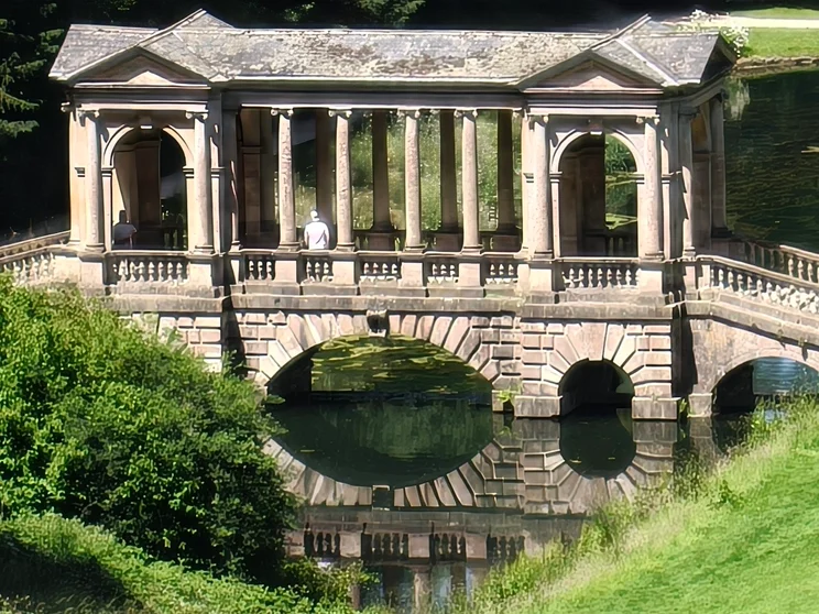 30x zoom of an old bridge