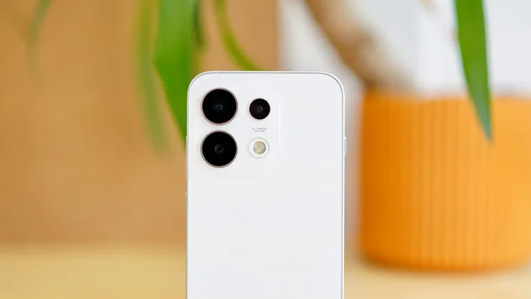 Close up of the Oppo Reno 16 Pro's rear cameras