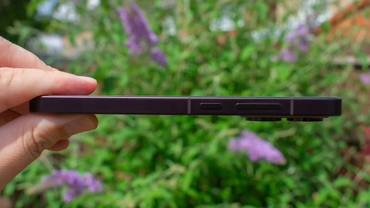 Oppo Reno 16 side view, face up
