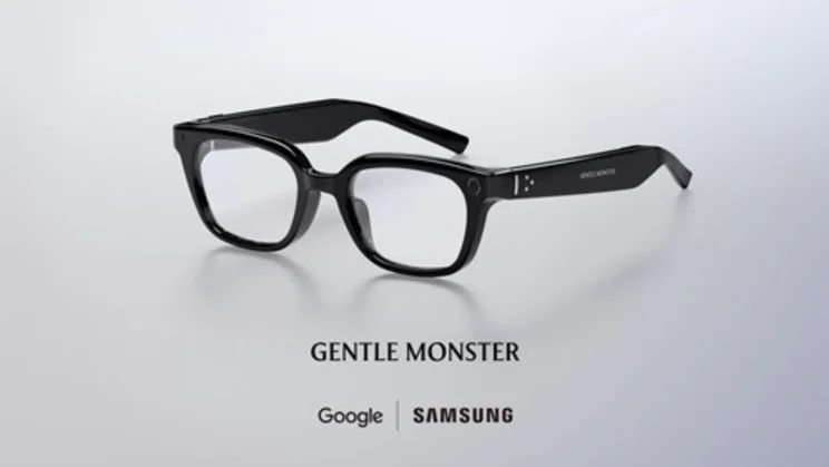 Gentle Monster Samsung Galaxy Glasses on a grey background