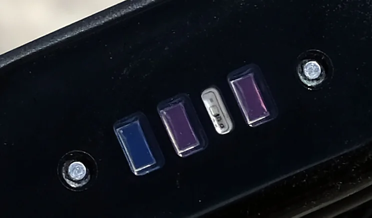 The Fitbit Air's heart rate sensor array