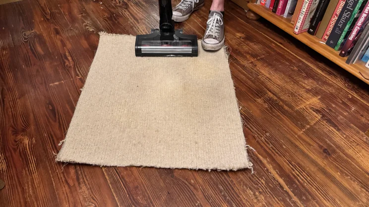 The Miele Triflex HX3 after cleaning flour from carpet