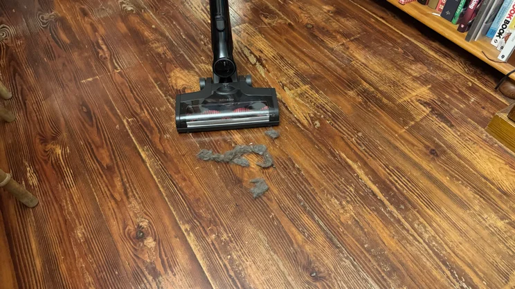 The Miele Triflex HX3 after cleaning pet fur on hard floor