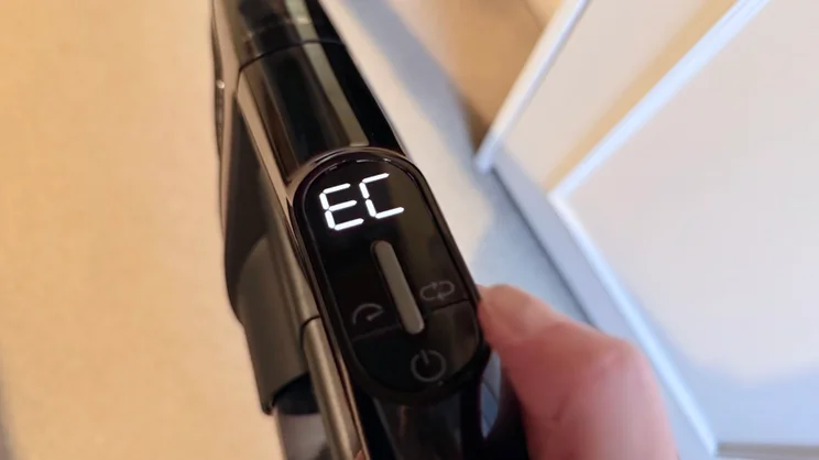 The Miele Triflex HX3's LCD display