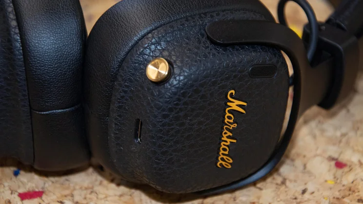 Close-up of the right earpad of the Marshall Milton ANC on-ear headphones