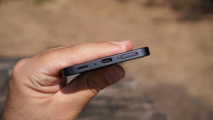 Balance Phone bottom edge and charging port