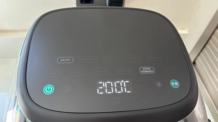 A bird's eye view of the Cuisinart Clearview 9-in-1 air fryer's air fry preset settings