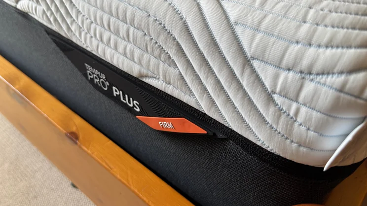A closeup of the Tempur Pro Plus SmartCool mattress' corner