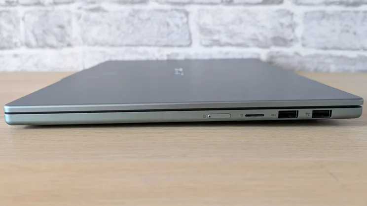 The Lenovo Slim 5x Gen 11, closed, pictured from the right edge 2