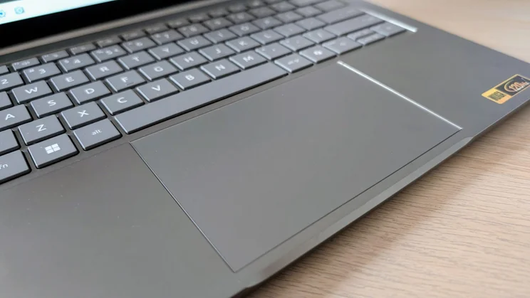Acer Swift Air 14 - close-up of trackpad