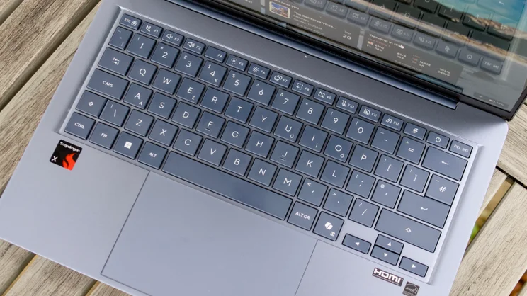 An overhead picture of the Asus Zenbook 14 (2026)'s keyboard