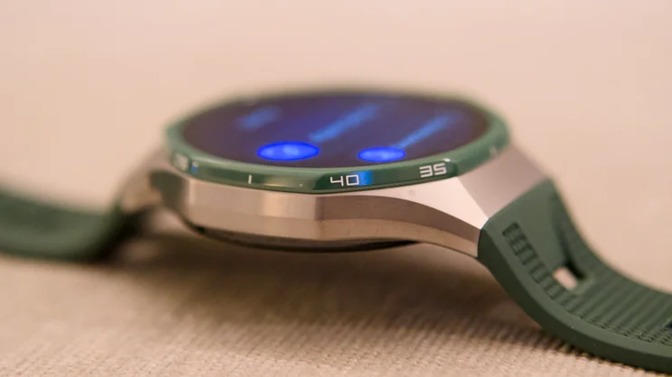Huawei Watch GT 7 Pro pictured from the left edge