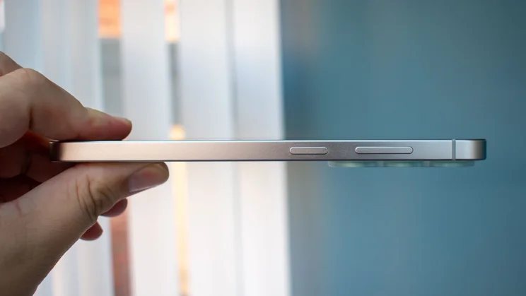 Samsung Galaxy S26 FE side profile