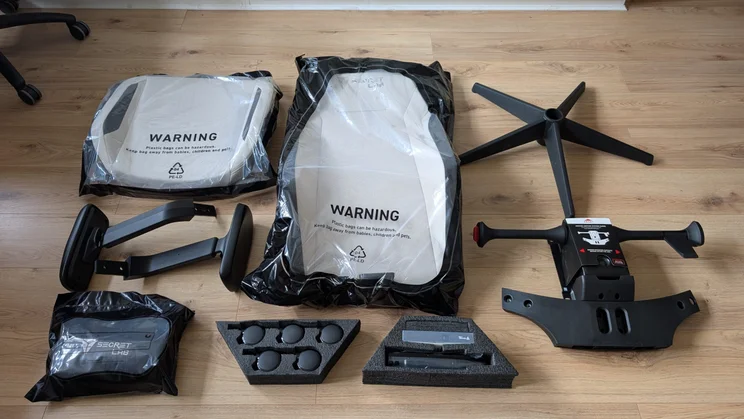 Secretlab Atlas review - box contents