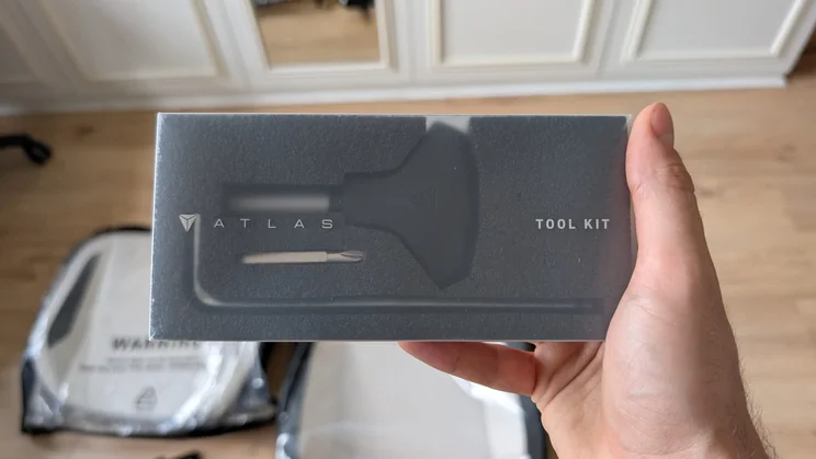 Secretlab Atlas review - tool kit