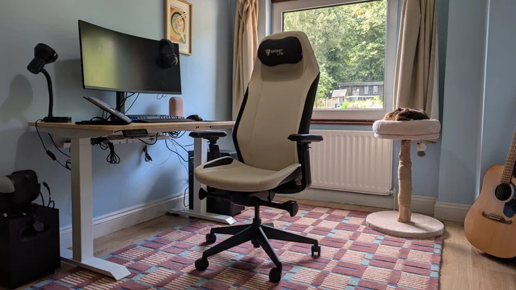 Secretlab Atlas review - wide shot of chair in home office