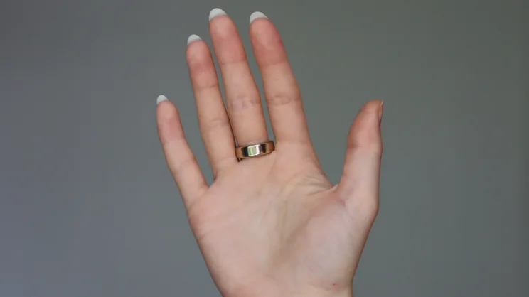 The Oura ring 5 _16