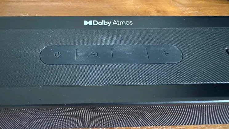 The control buttons on top of the Majority Bowfell Halo Atmos