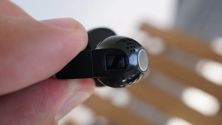 A close-up of the speaker section of one of the Sennheiser Accentum Clip clip-on earbuds