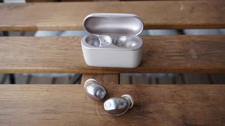 Обзор Sennheiser Momentum True Wireless 5: лучшие флагманские наушники с заменяемыми батареями — иллюстрация 3 к материалу