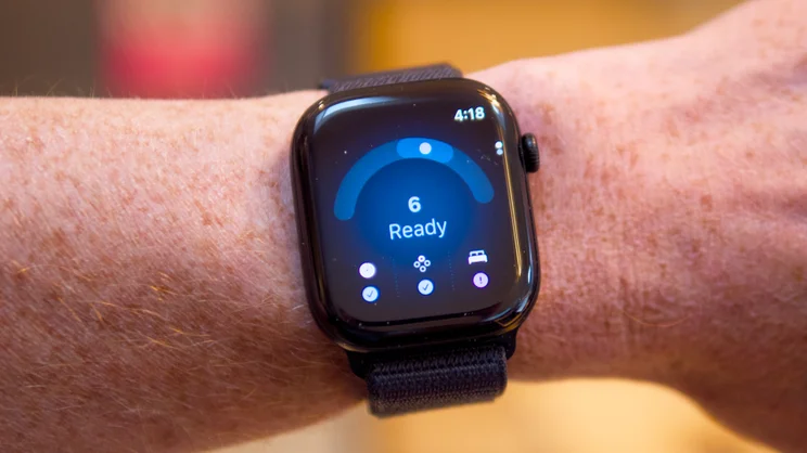 Apple Watch Series 12 showing the Readiness app with a score of 6 on screen.