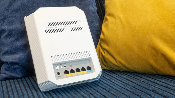 Rear panel of the white Asus ROG Strix GS-BE7200 Wi-Fi 7 gaming router, showing power, WPS and reset buttons, DC-in, four LAN ports (two marked Gaming Port) and a WAN port