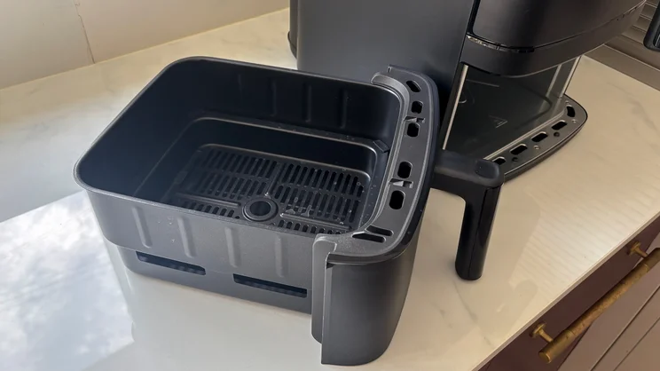 A closeup of the Bosch Series 6 Double Stack Drawer Air Fryer's drawer, removed from the appliance