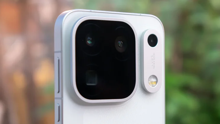 Angled view of the Oppo Find X10 Pro Max's rear cameras